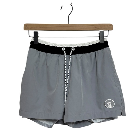 Chubbies Classic Swim Trunks in Gray with Liner Shorts 4” - Size XS - Picture 1 of 6